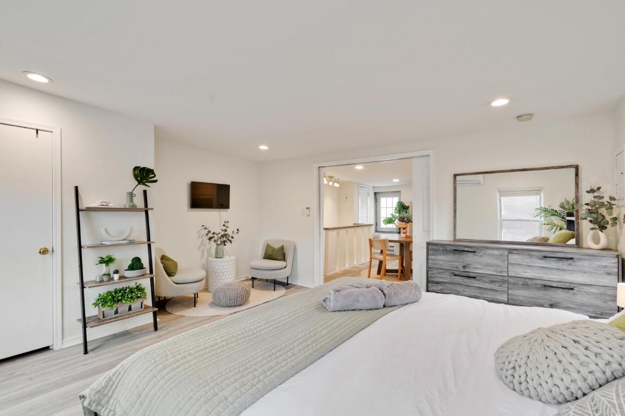 King Suite Luxurious, Modern Couple Retreat フィラデルフィア エクステリア 写真